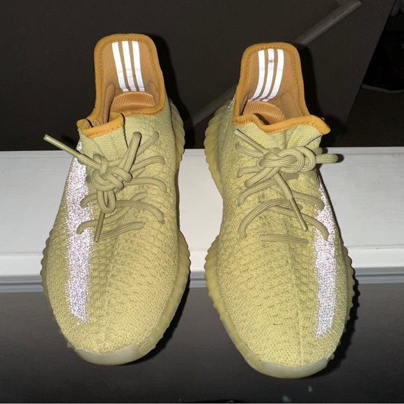 Yeezy V2 “Marsh” - Picture 6 of 7